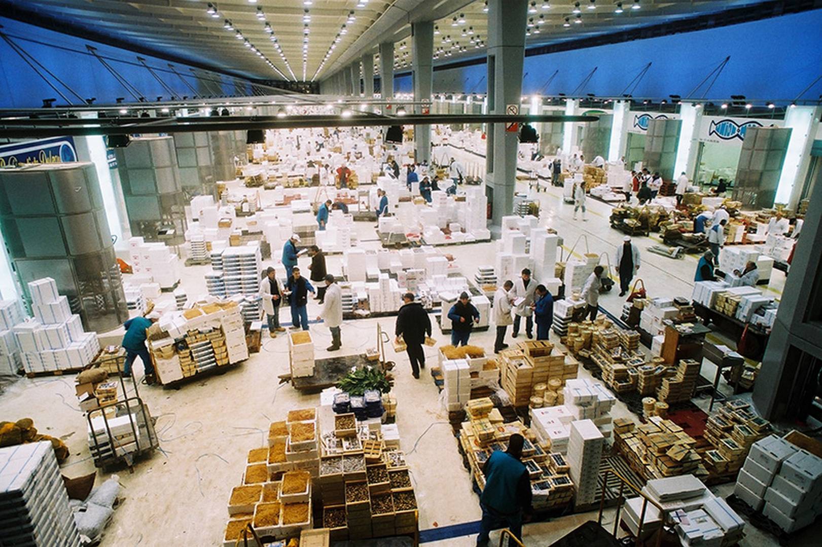voyage organisé en autocar pour visiter le marché de Rungis près de l’Aéroport d’Orly en groupe, une excursion ludique et culturelle